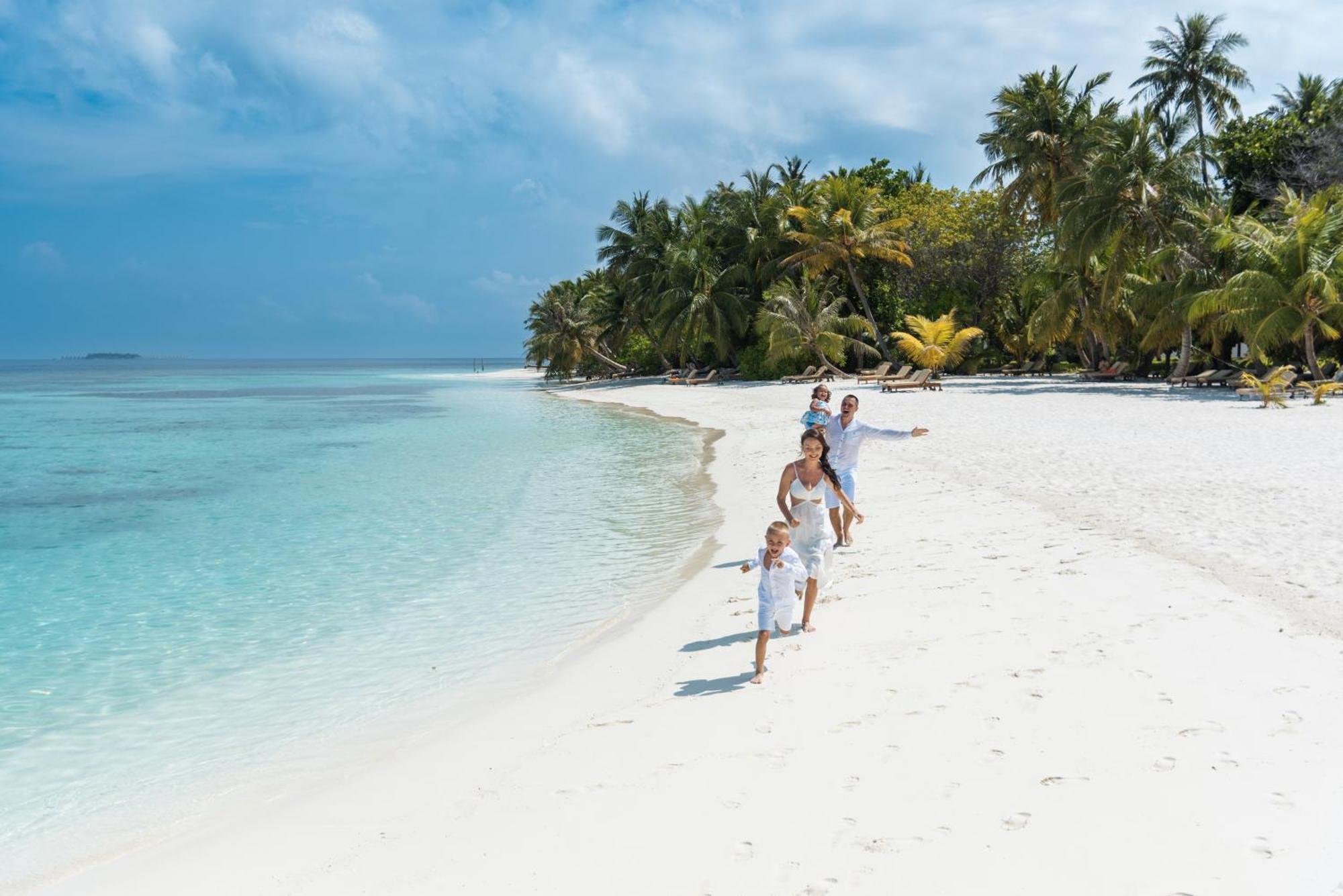 Bandos Maldives - One Way Transfer Free For Stays From 1St May Till 30Th Sept 2025 For Bookings From 16 Apr 2025 Bandos Island Exterior foto
